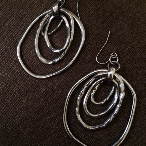 Dangle Silver Artisan Circle Hoops - Picture 2 of 3